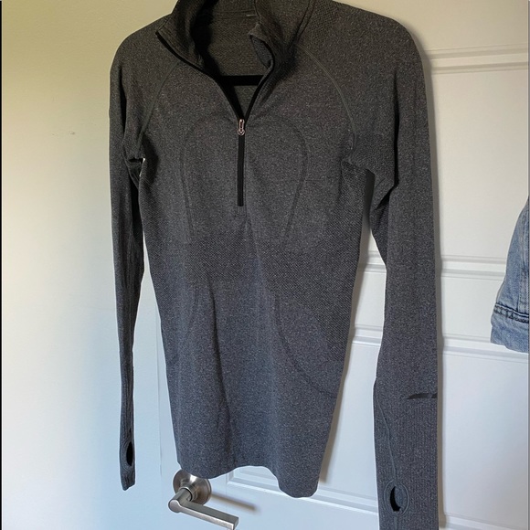 lululemon athletica Tops - Lululemon Half Zip Pullover